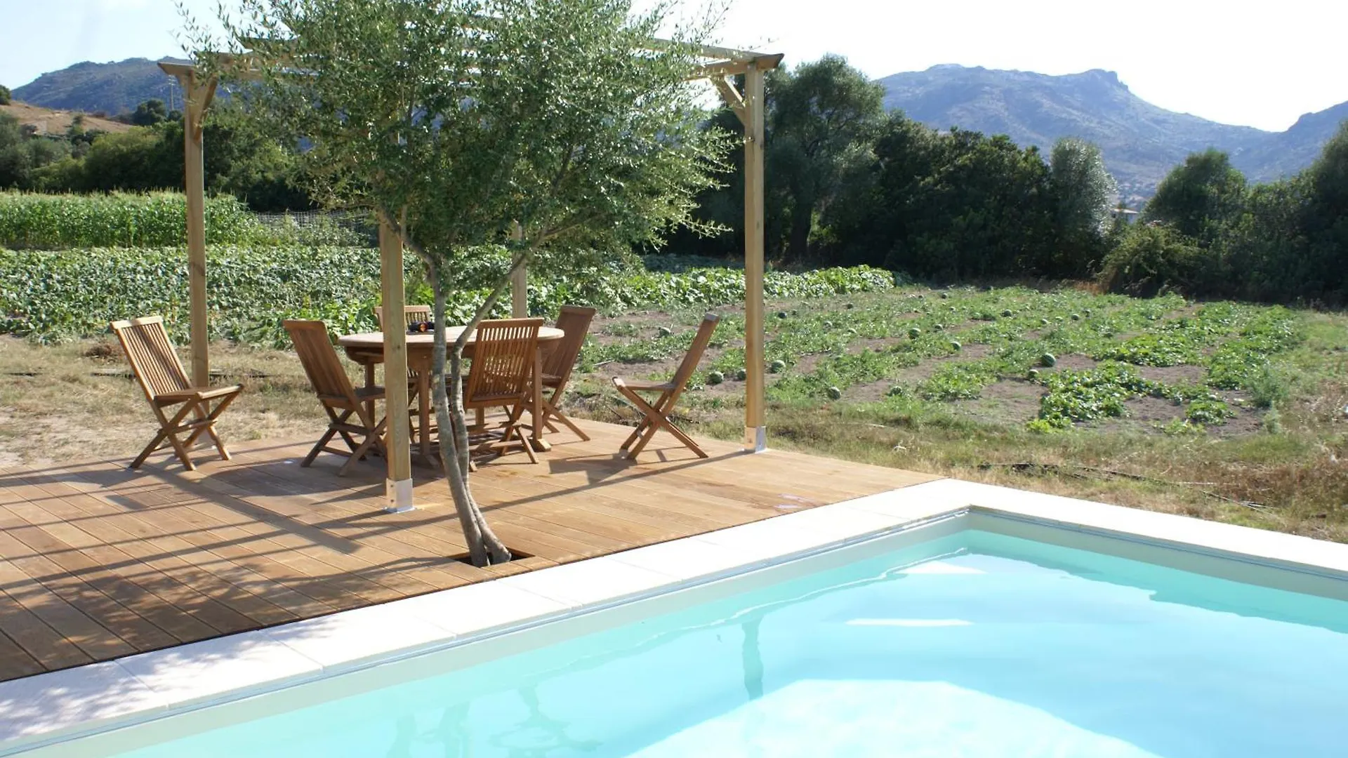 Lantgård Agriturismo L'Aglientu B&B Loiri Porto San Paolo Italien